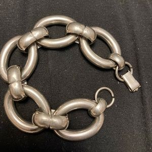 Silver plated vintage chain bracelet.